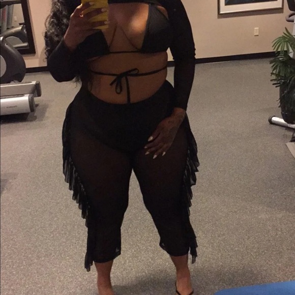 🚨SOLD🚨 mesh cover up pants sz XL - Picture 3 of 3